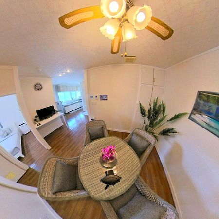 Villa Blu Okinawa Chatan: Arena-Adjacent Vacation Rental Exterior photo