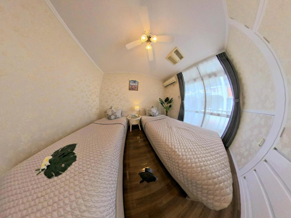 Villa Blu Okinawa Chatan: Arena-Adjacent Vacation Rental Exterior photo