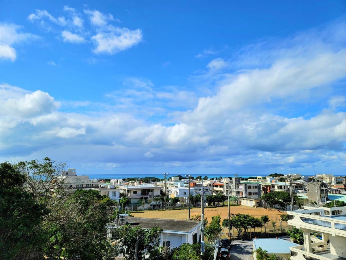 Villa Blu Okinawa Chatan: Arena-Adjacent Vacation Rental Exterior photo