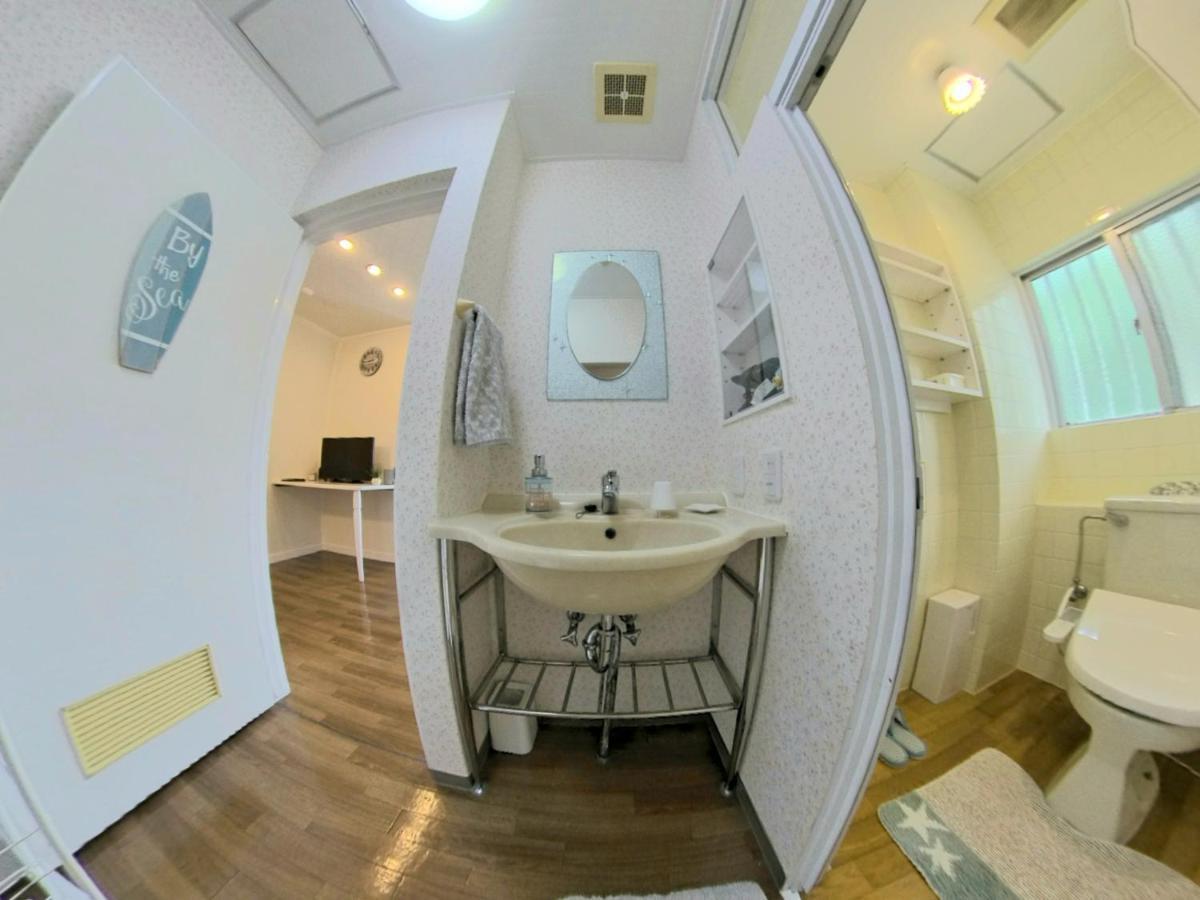 Villa Blu Okinawa Chatan: Arena-Adjacent Vacation Rental Exterior photo